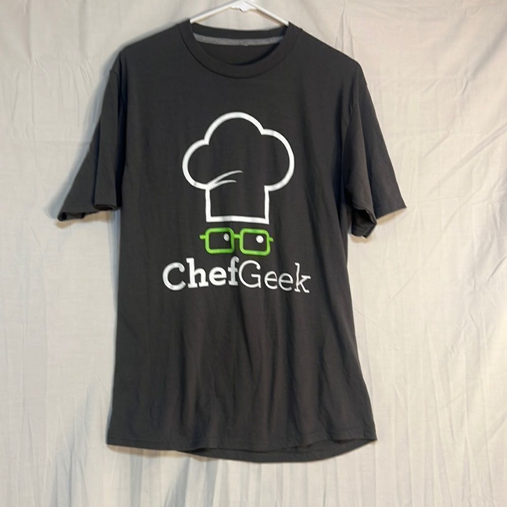 Chef geek mens large T-shirt with‎ a little stretch. Perfect chef cook gift